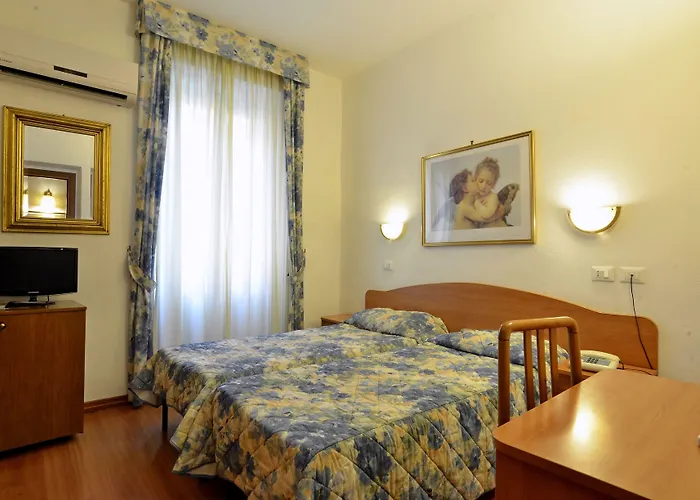 Hotel Tirreno 3*