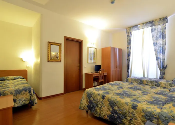 Tirreno Otel 3*