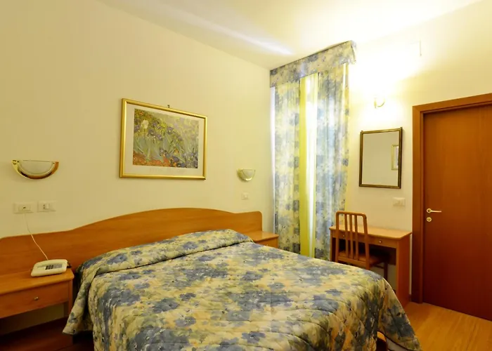 Hotel Tirreno